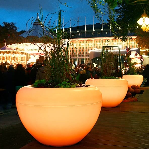 jardineras con luz de diseño
